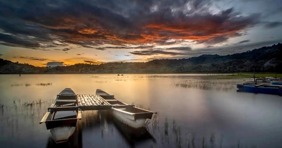 Bali Munduk Sunrise Canoeing Experience At Tamblingan Lake GetYourGuide bali-munduk-sunrise-canoeing-experience-at-tamblingan-lake-getyourguide