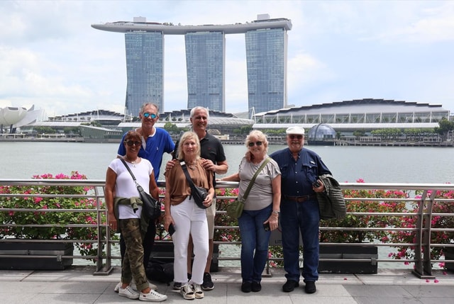 Singapore: Historical Civic District & Marina Bay Walk Tour