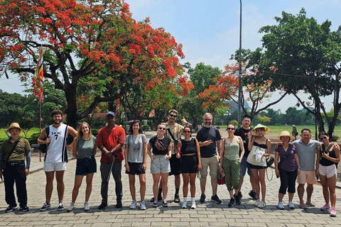 Depuis Hanoi : Ninh Binh - Trang An - Grottes de Mua - Déjeuner et busAu départ de Hanoi : Découvrez la beauté de Ninh Binh - Excursion d&#039;une journée