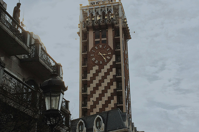 Batumi: Night Walking Tour with Local Drink