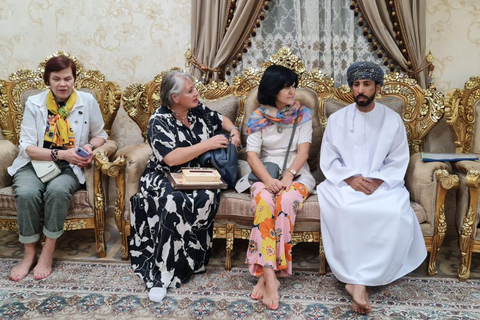 From Muscat: Authentic Omani Dinner with a Local Family