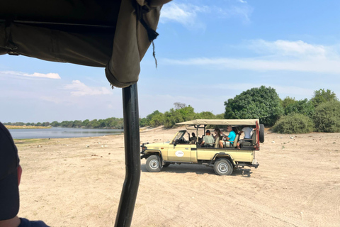 Victoria Falls: Game Drive