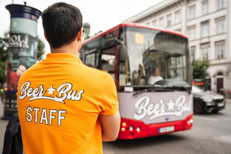 Budapest: BeerBus Sightseeing Tour with unlimited beer
