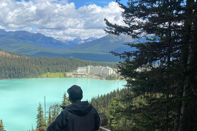 Hassle Free Sightseeing Moraine Lake & Lake Louise Tour