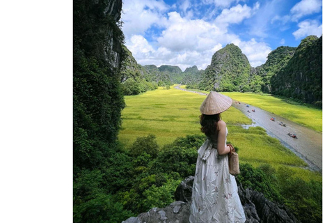 Incredible Mai Chau - Puluong - Ninh Binh: 3 Days, 2 NightsShare a dormitory in Pu Luong and a private room in Tam Coc