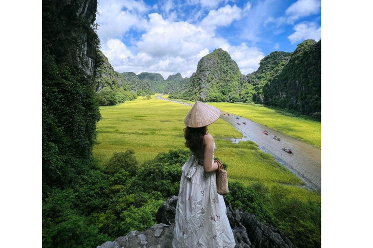 Incredible Mai Chau - Puluong - Ninh Binh: 3 Days, 2 NightsShare a dormitory in Pu Luong and a private room in Tam Coc