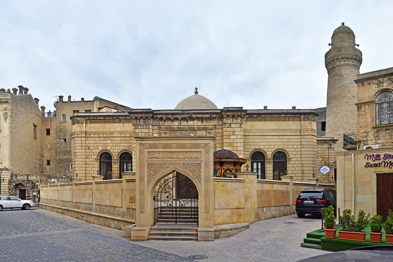 أفضل ما في باكو: جولة في المدينة لمدة 4 ساعات تشمل المعالم التاريخية والحديثة