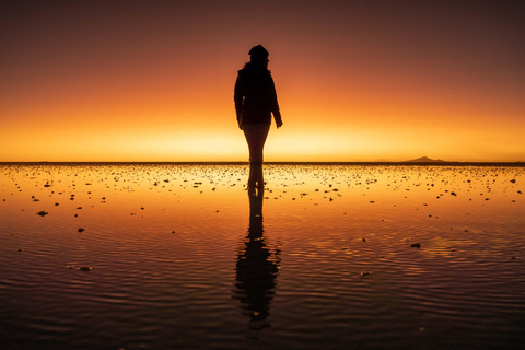 Uyuni Salt Flats + Solnedgång och stjärnornas natt | Privat