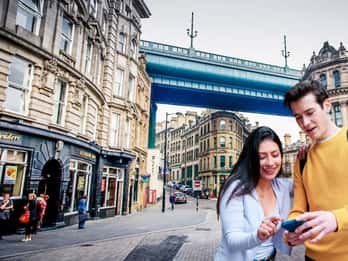 Newcastle: Tour a piedi e gioco di esplorazione della città