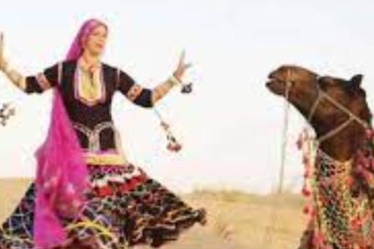 Jodhpur: Tocht op een woestijnkameel met Rajasthani volksdansen