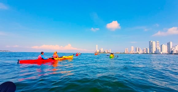 Cartagena: Tierra Bomba Island Kayak Tour with Snack
