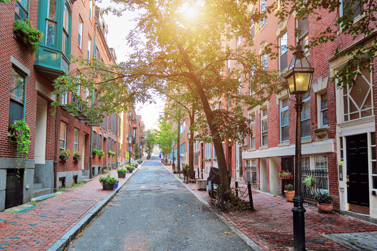 Boston's Immersive Historic E-Bike Tour