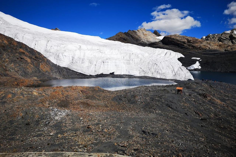 Huaraz: Dia inteiro Nevado Pastoruri + Águas Espumantes