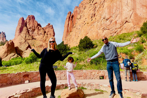 Colorado Springs: Garden of the Gods Guided Jeep Tour