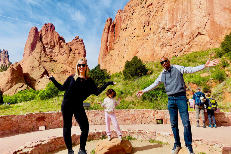 Colorado Springs: Garden of the Gods Guided Jeep Tour