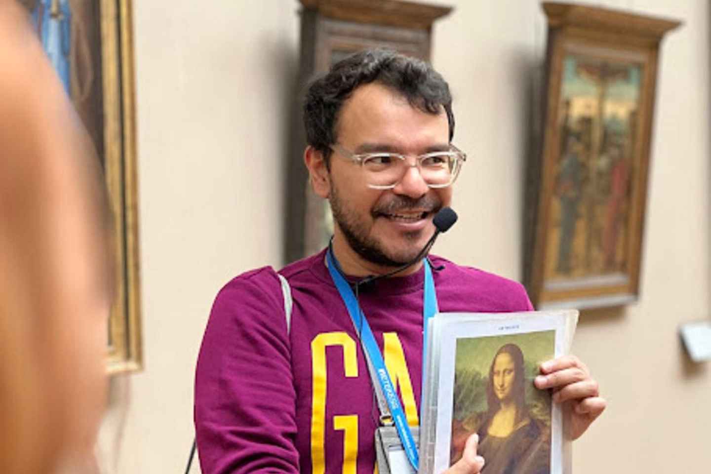 Paris: Guided tour in PORTUGUESE at the Louvre-semi-private