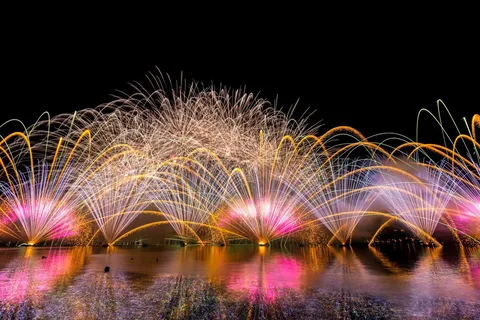 Valletta: Malta Fireworks Festival Cruise