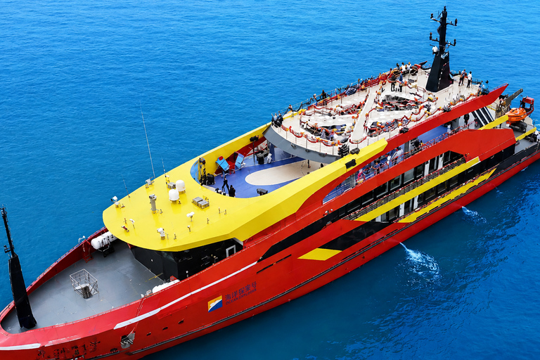 Zhuhai: City Highlights with Cruise & Seafood Lunch Zhuhai: City Highlights Tour with Cruise & Seafood Lunch