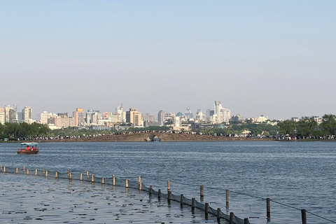 Hangzhou: West Lake Half-Day Tour with Boat Ride