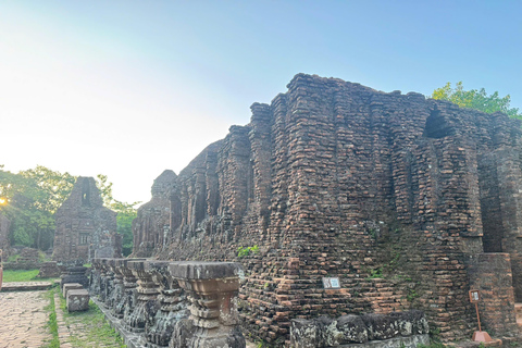 DaNang / Hoi an: My Son Sanctuary, Marble Mt & Golden Bridge Hoi an: My Son Sanctuary, Marble Mt & Golden Bridge Group