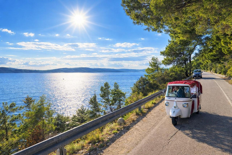 Split: Vintage Tuk-Tuk Experience – Local History & Views