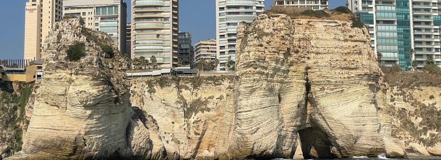 AU-DELÀ DE BEIRUT