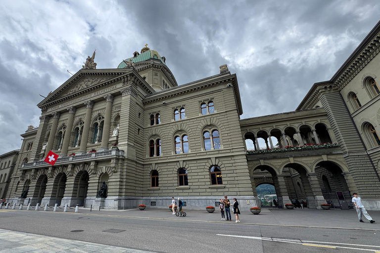 From Zurich: Private Day Trip to Bern’s Top Sights