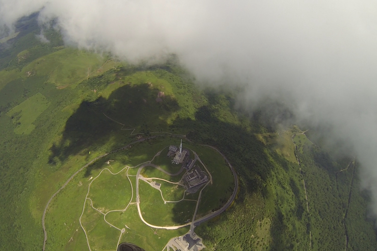 Puy de Dôme: paragliding initiation