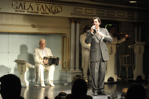 Gala Tango Exclusive Show e Jantar com TransferJantar e espetáculo de gala Tang