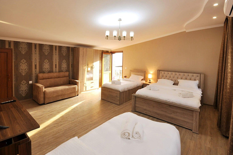 Tbilisi: 6-Day Georgia Tour with Wine Tasting & Cooking