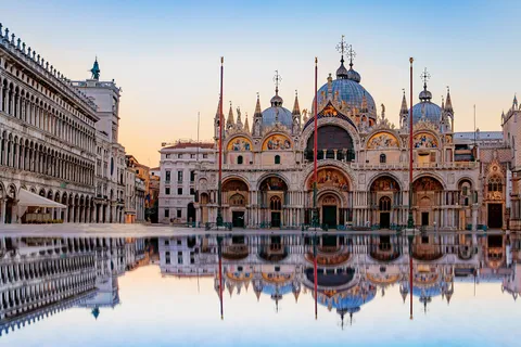 Veneza: Acesso prioritário à Basílica de São Marcos e tour guiado