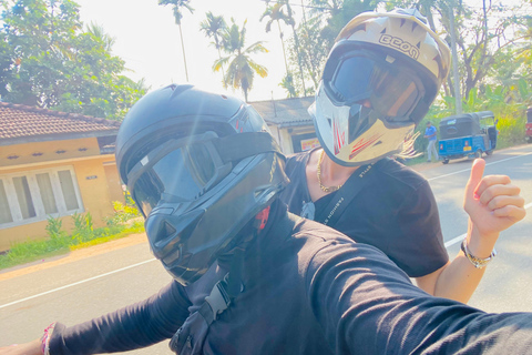 Tour guiado particular de 1 dia de bicicleta por trilhas até as Cataratas