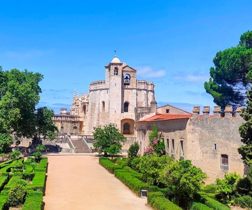 Tomar Private Walking Tour: Templars and Heritage