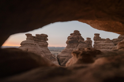 AlUla: Bedouin Desert Experience with Dinner & Stargazing