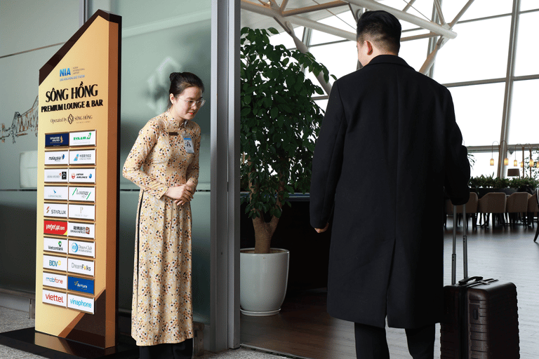 Hanoi: Międzynarodowe lotnisko Noi Bai Dostęp do saloniku SH Premium LoungeOdloty międzynarodowe T2: Salonik SH Premium Lounge Ha Noi