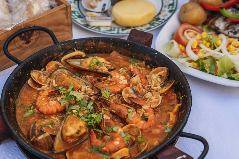 Lisbonne : visite culinaire à pied de la Baixa avec boissonsVisite de groupe