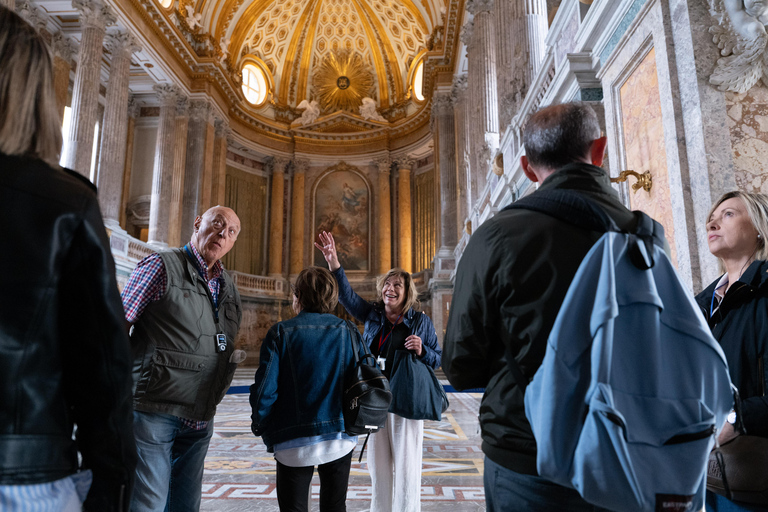 Geführte Tour durch den Königspalast von Caserta: Entdecke den Königspalast und die GärtenEnglischsprachige Tour mit Zug ab Neapel inklusive
