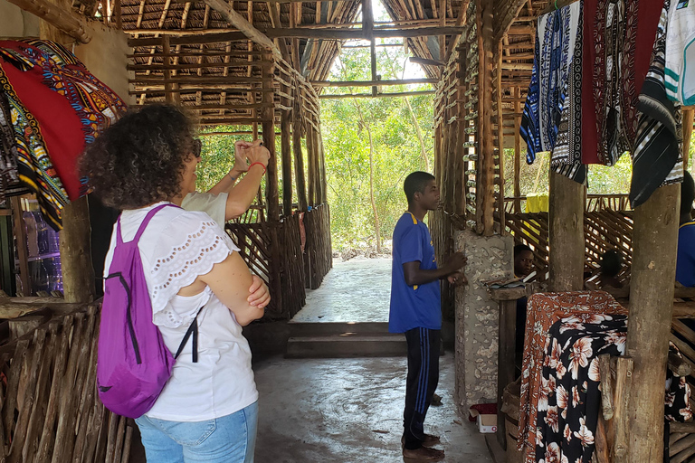 Zanzibar: tour della foresta di Jozani e del santuario delle tartarughe marine