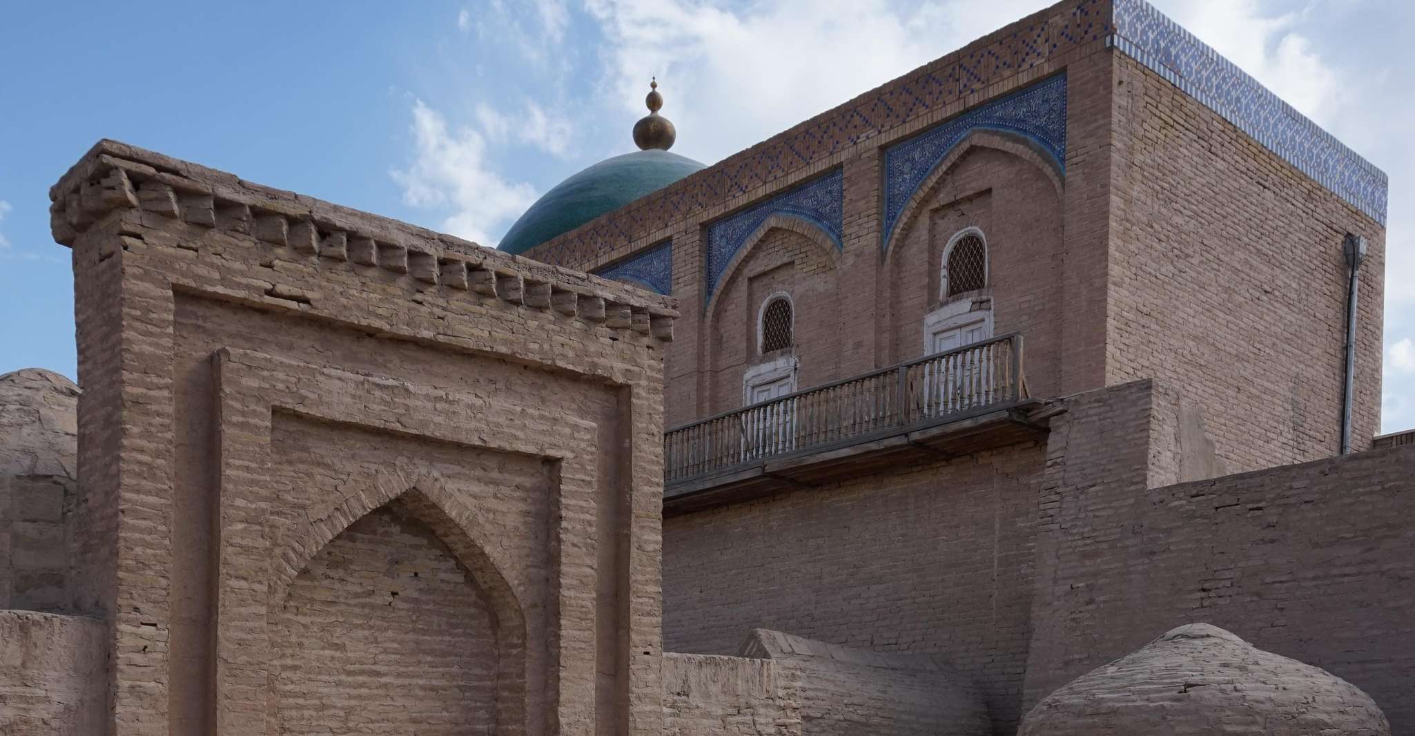 Guided walking tour in Khiva - Housity