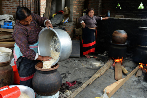 Thamel: Nepali Home Brewing & Local Tasting Experience