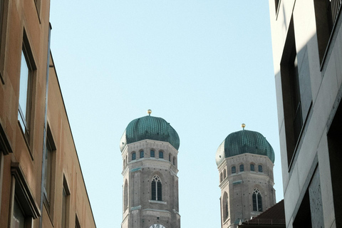 Salzburg: Munich Tour with Transfers, Hotel, Meals & Drinks
