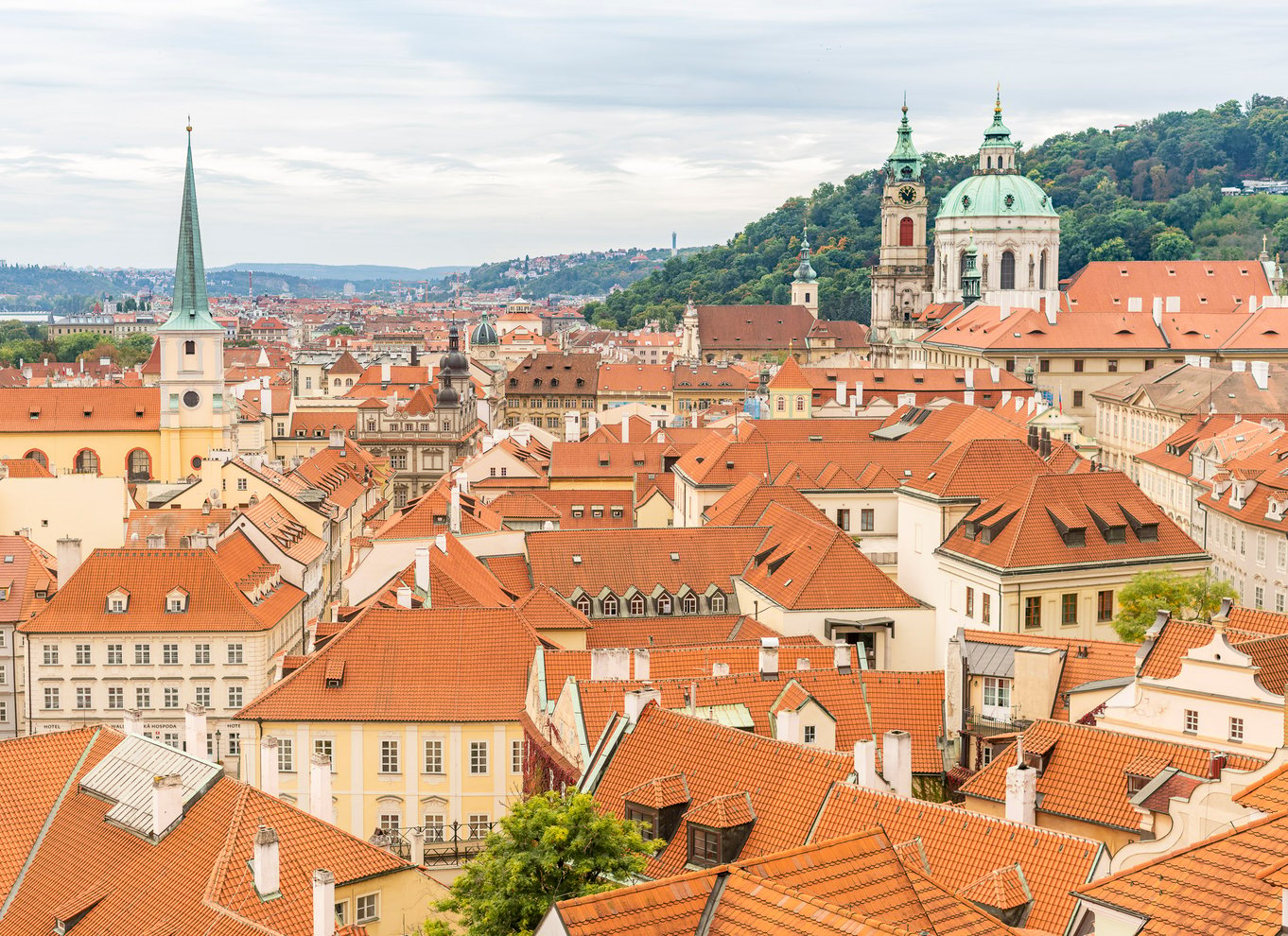 Prag: Slotstur med lokal guide og entrébillet