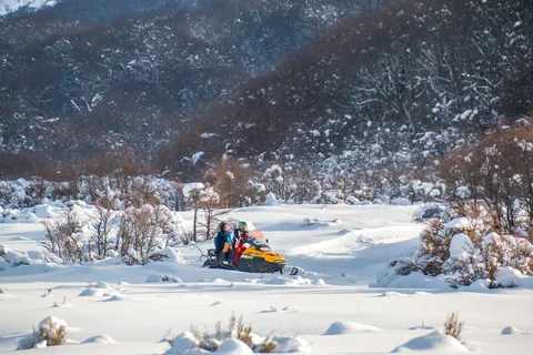 USHUAIA: Explore a Neve - Aventura Completa