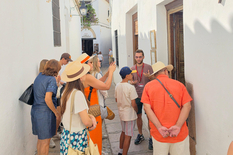 Cordoba: Your Tour of the Mosque-Cathedral with a Real French Guide Cordoba: Mosque–Cathedral guided tour in English