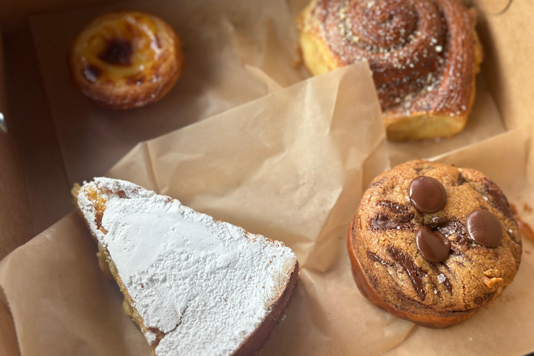 Denver: Guided Hiking Tour & Local Bakery