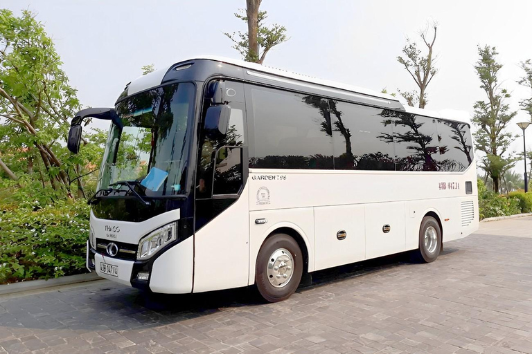 Private taxi: Da Nang center/Da Nang Airport to Hue (1 way) Van (10 persons + 10 bags) - Economy Van