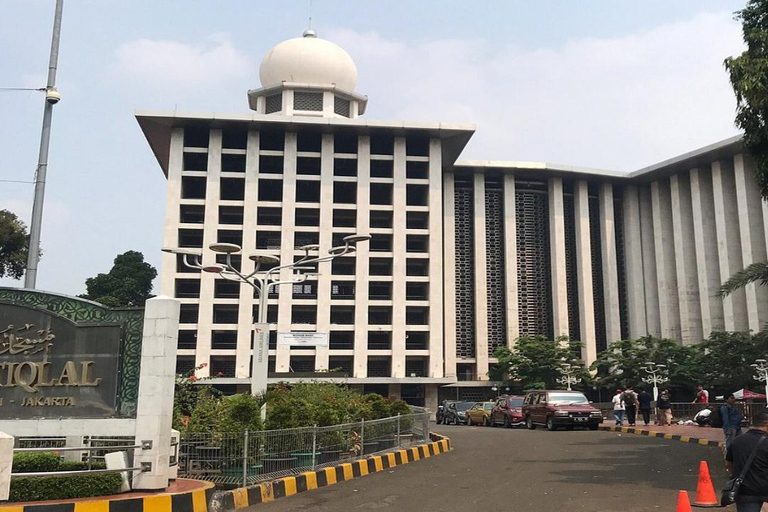 Tour di un giorno in crociera: Escursioni a terra a Giacarta