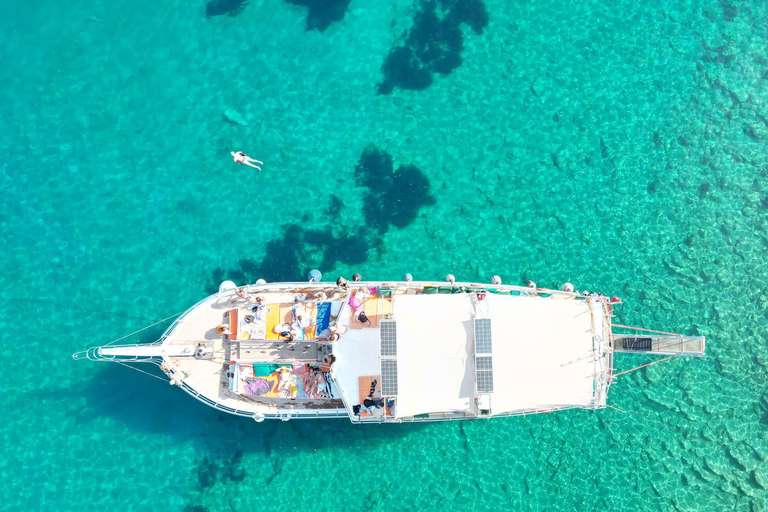 Bodrum: Orak Island and Meteor Bay Boat Tour with Lunch