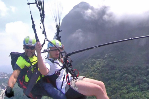 PARAGLIDING FLIGHT IN SÃO CONRADO - RIO DE JANEIRO