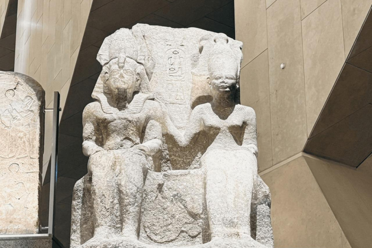 Hurghada: Cairo bus tour to Pyramids, kings Mummies museum Giza Pyramids , sphinx & Kings Mummies Museum